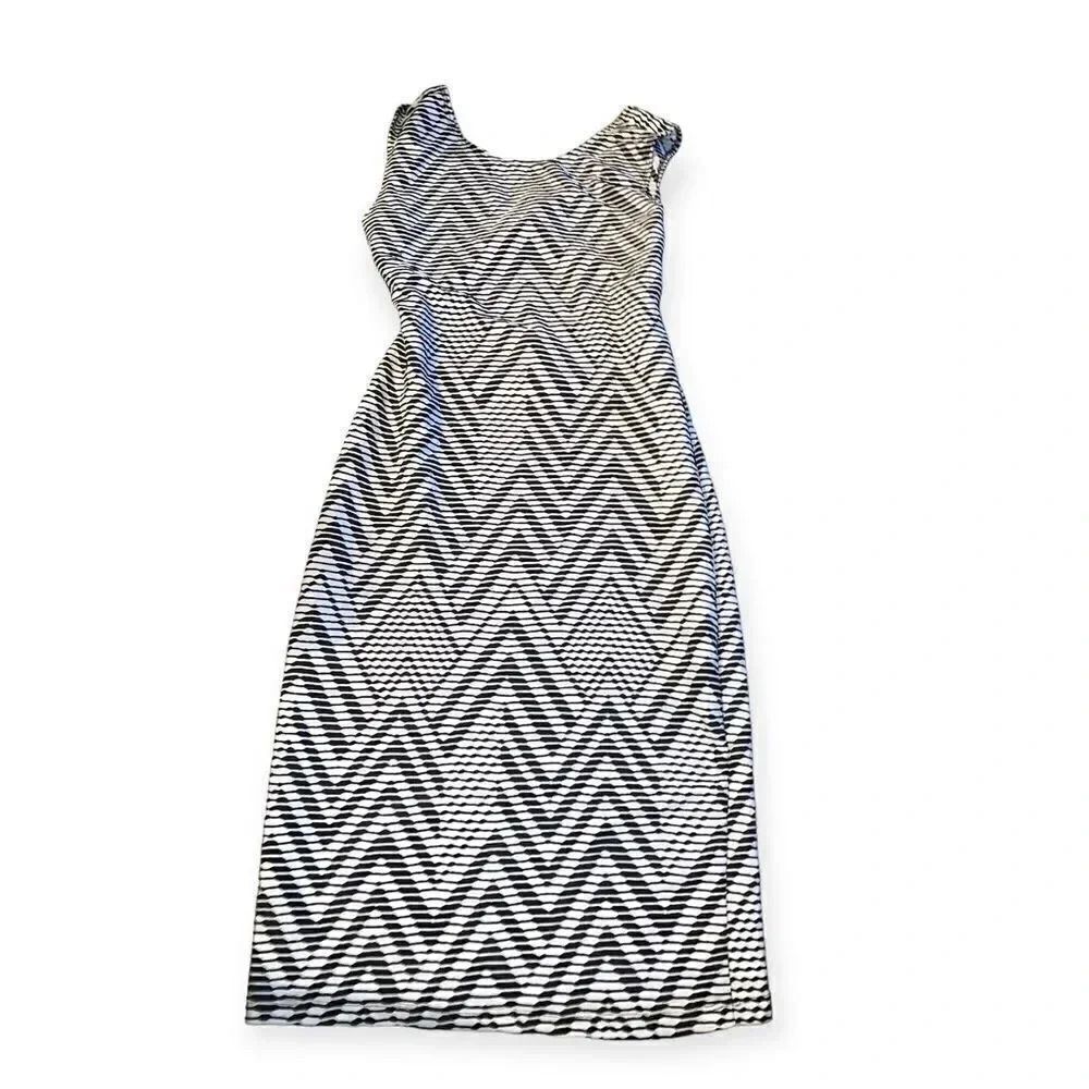 Ruby Rox Open back midi bodycon dress